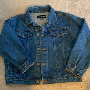 Jean Jacket juniors size M 10-12. Great condition. Runs big.
